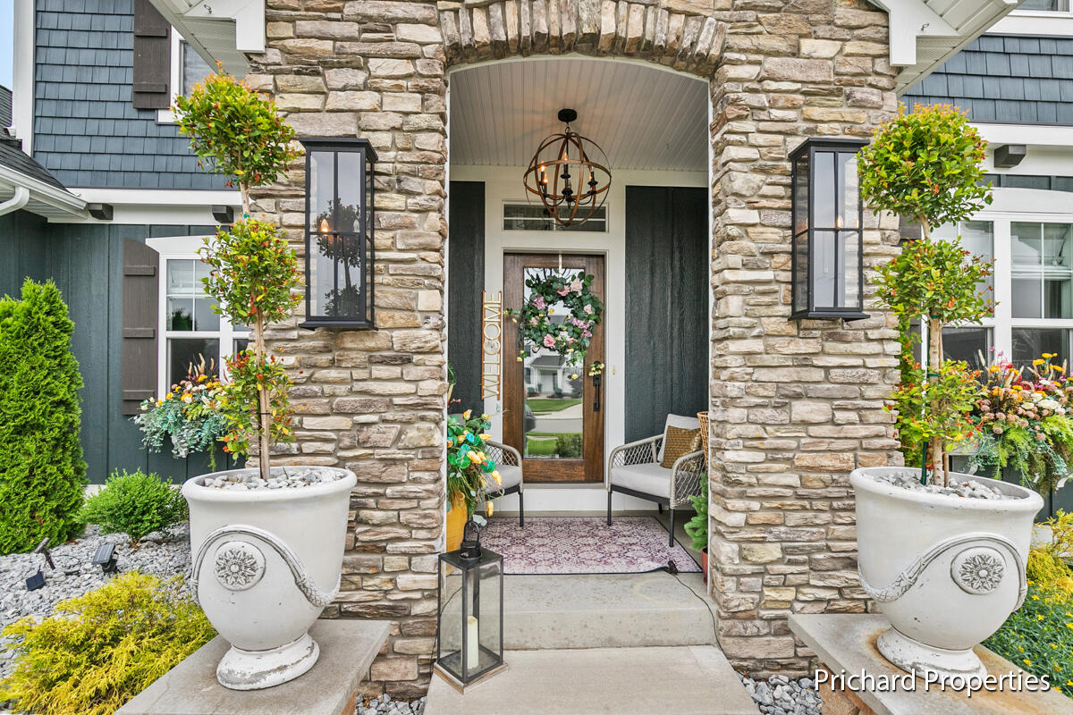 5759 Stonebridge Drive