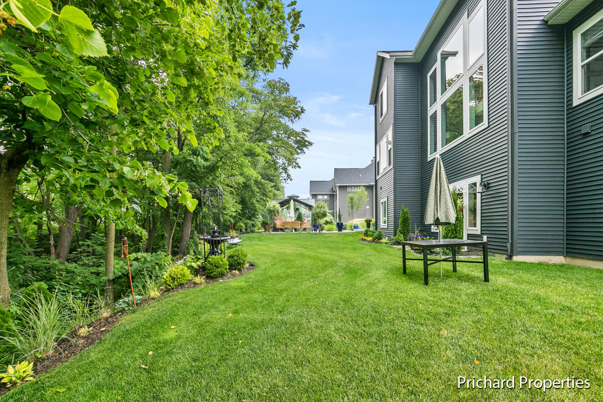 5759 Stonebridge Drive