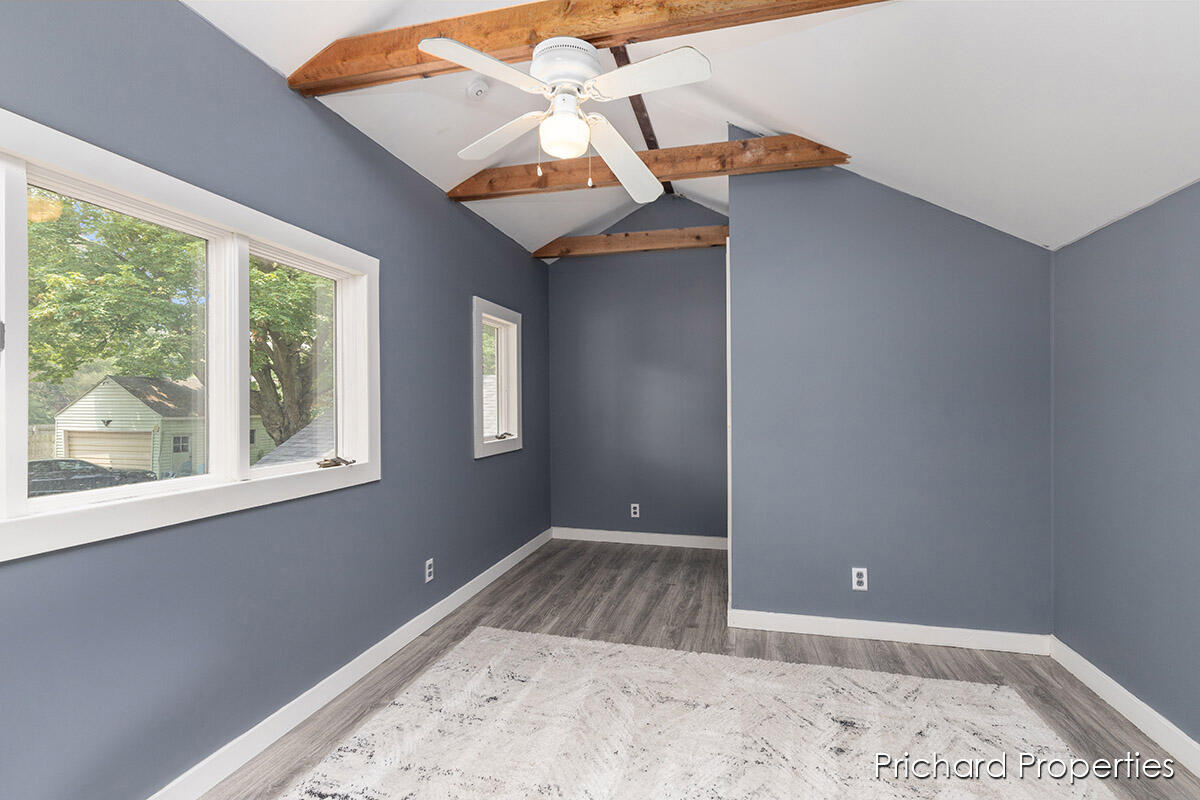 2207 Collingwood Avenue SW