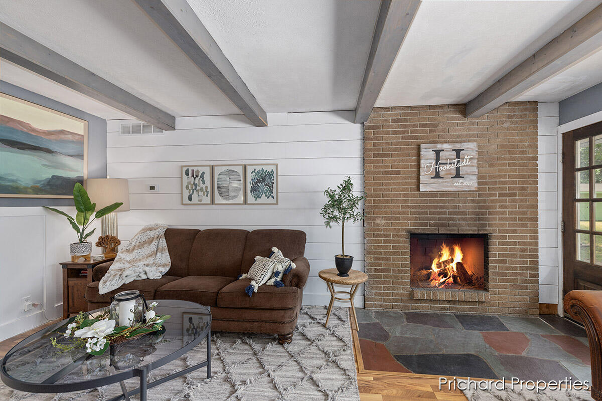 2207 Collingwood Avenue SW