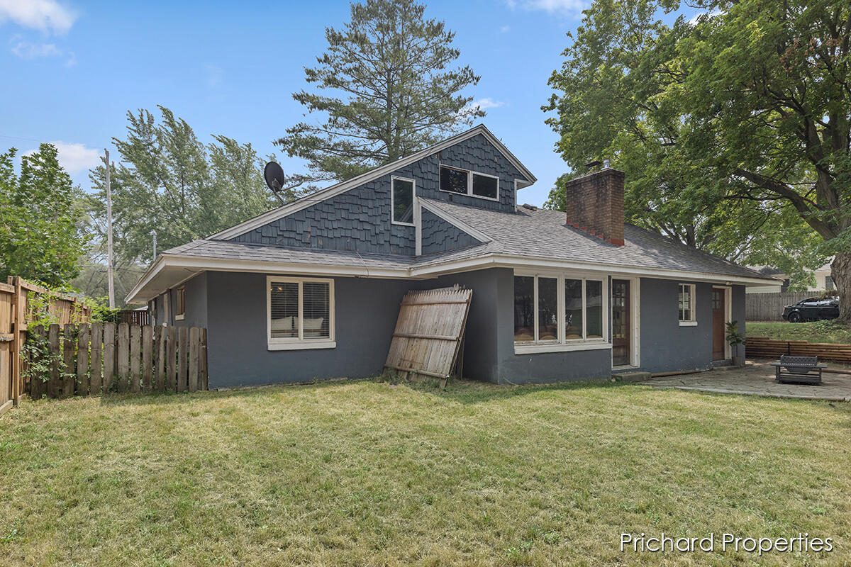 2207 Collingwood Avenue SW