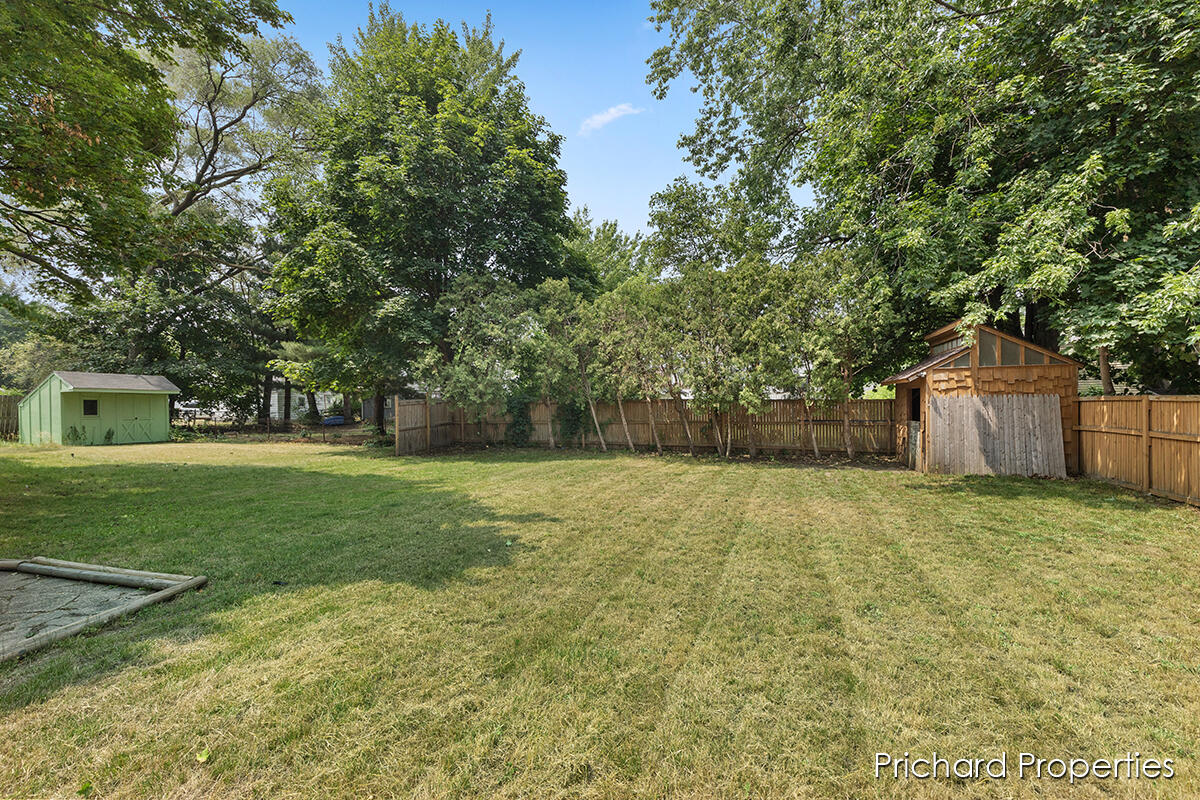 2207 Collingwood Avenue SW