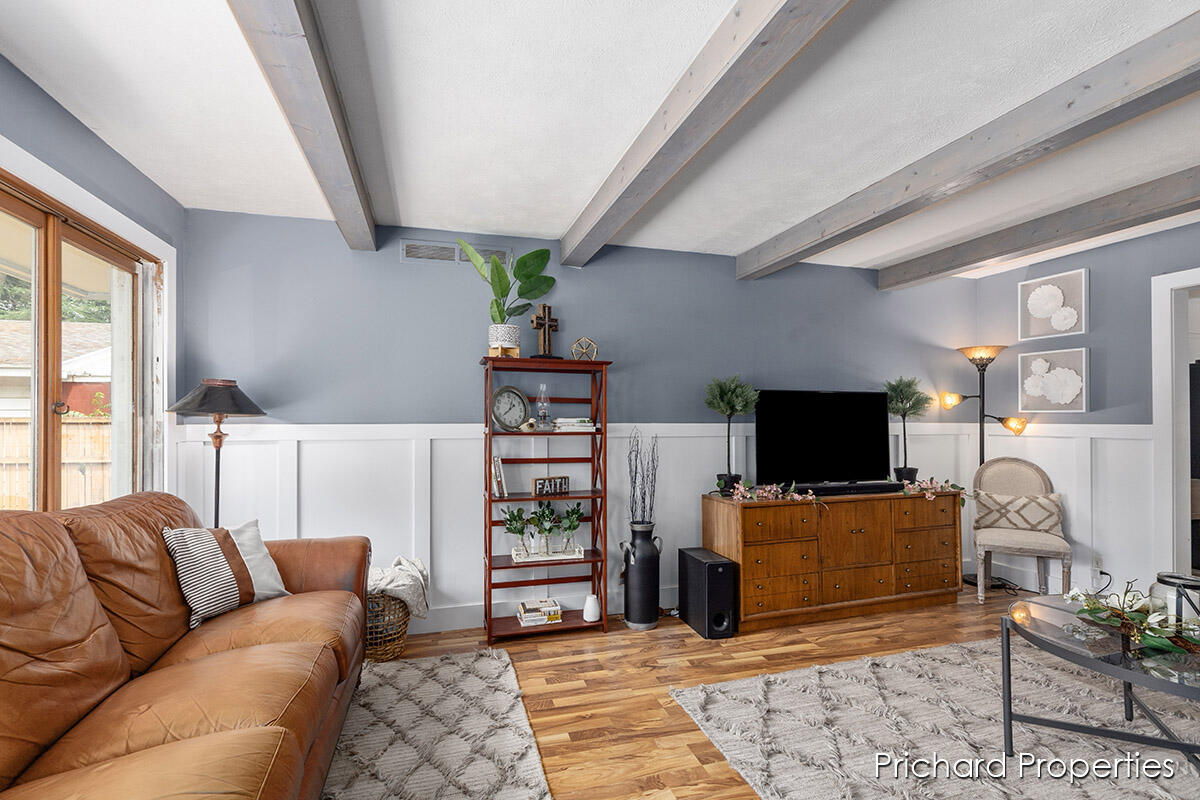 2207 Collingwood Avenue SW