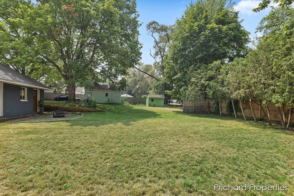 2207 Collingwood Avenue SW