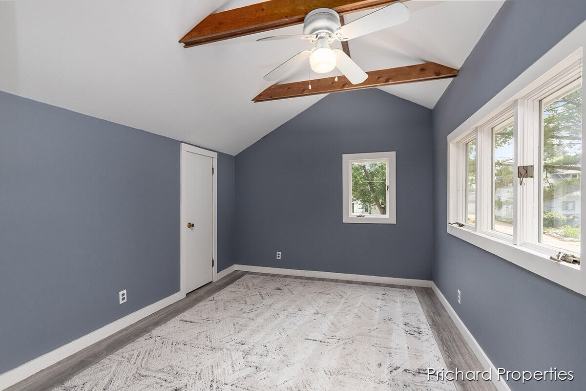 2207 Collingwood Avenue SW