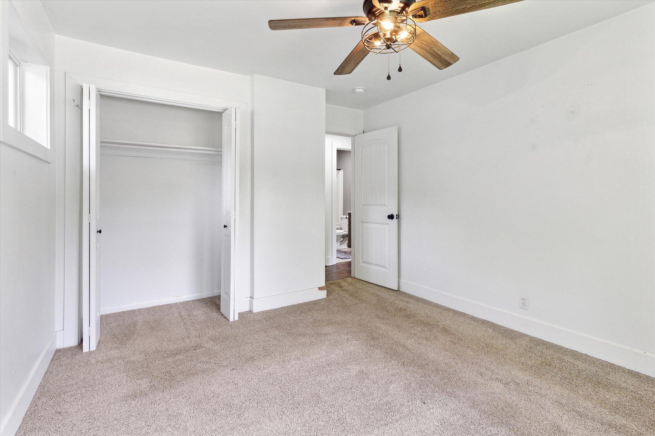 1135 Kentwood Street NE