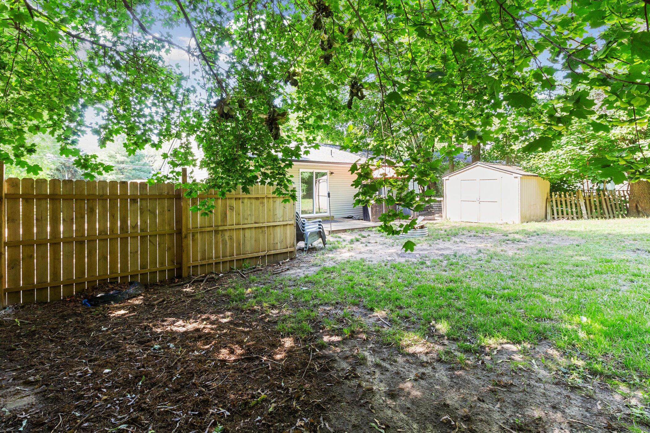 1135 Kentwood Street NE