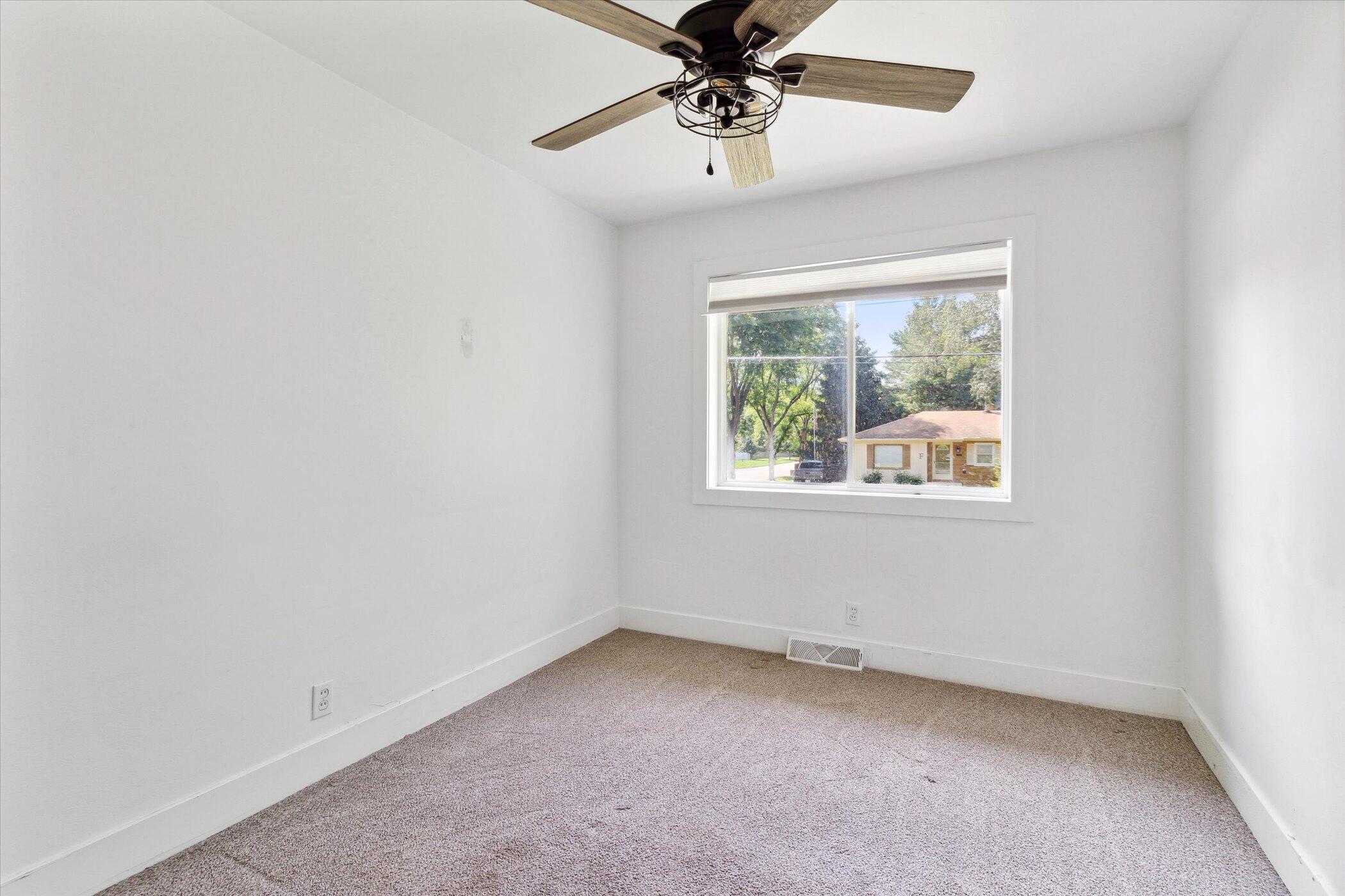 1135 Kentwood Street NE