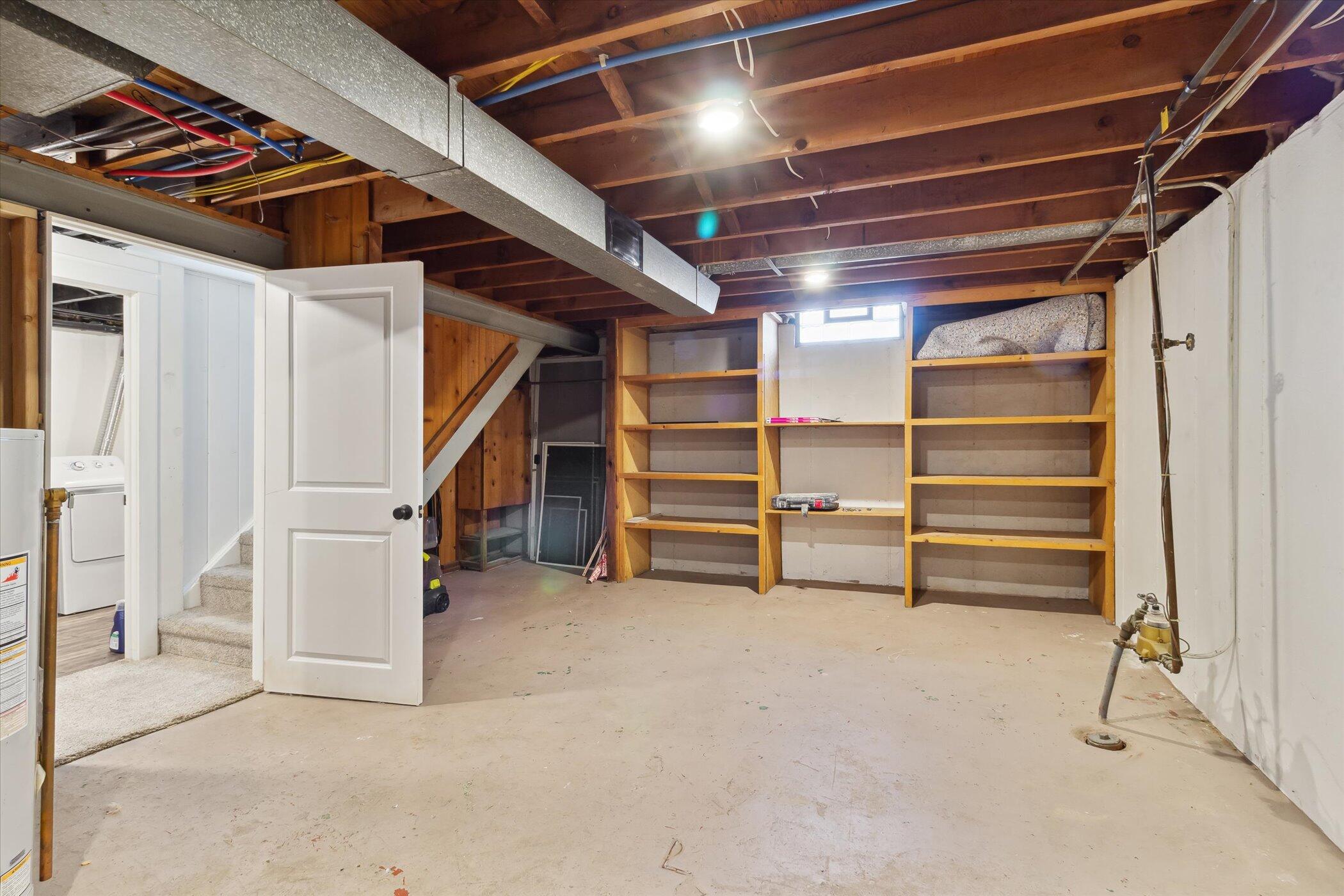 1135 Kentwood Street NE