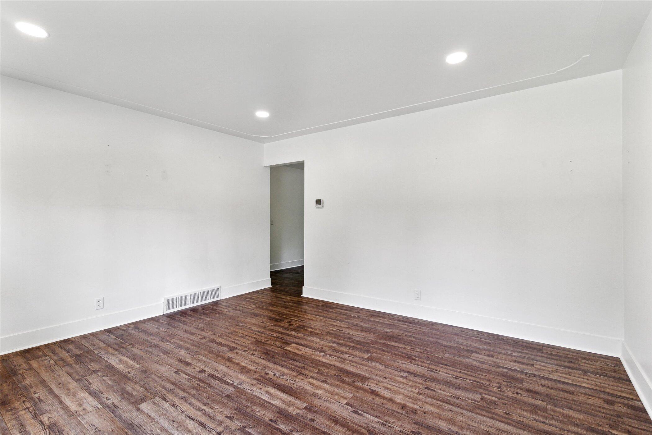 1135 Kentwood Street NE