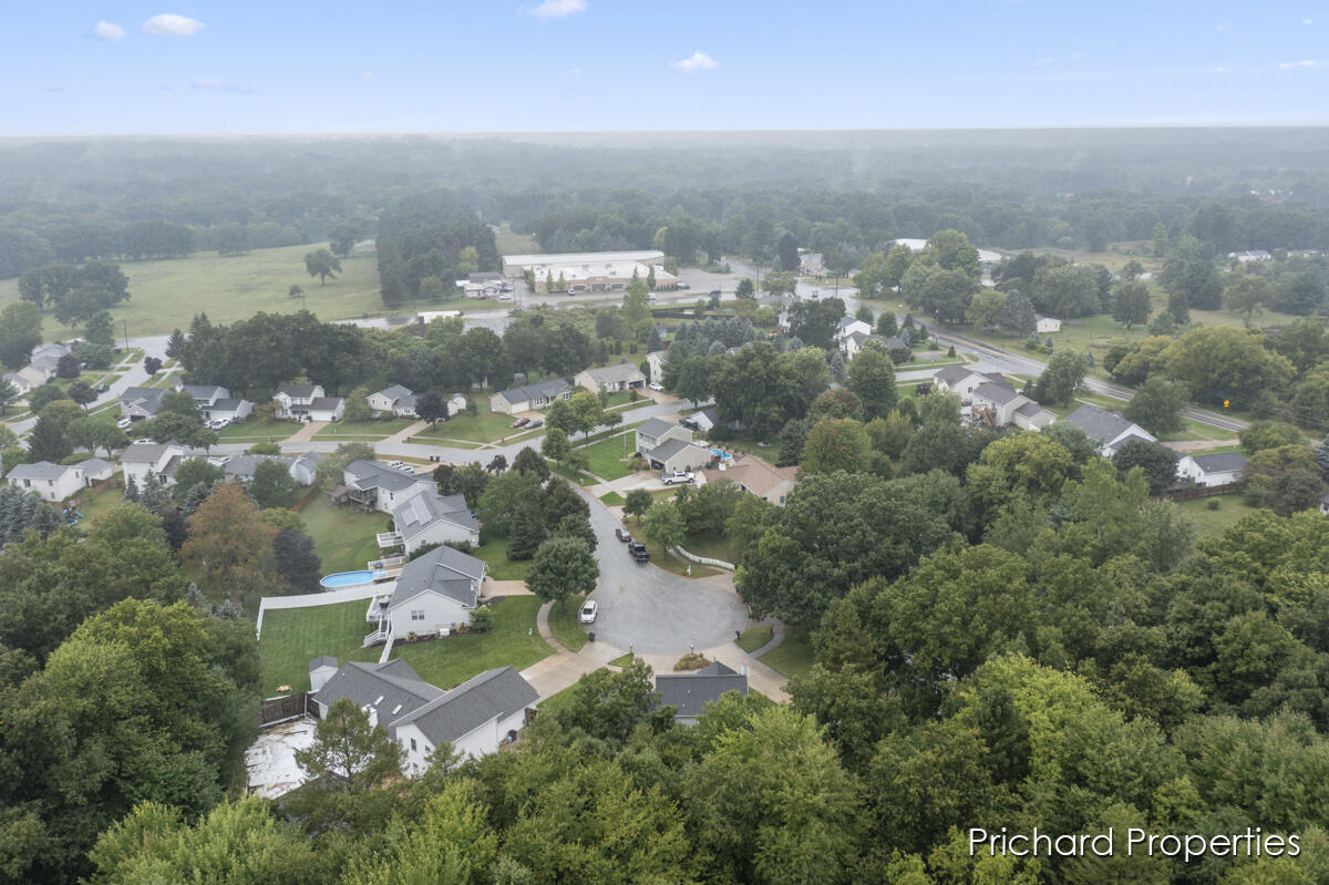 1441 Hollow Ridge Drive NE