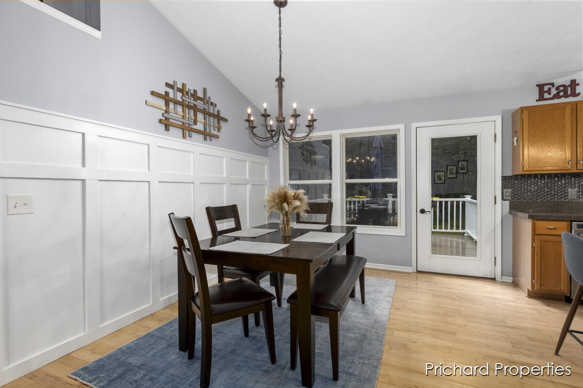 1441 Hollow Ridge Drive NE