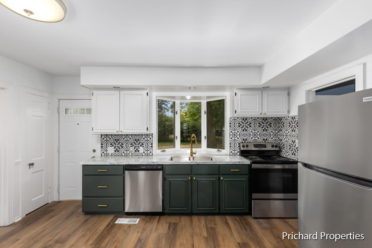 2634 Lake Michigan Drive NW