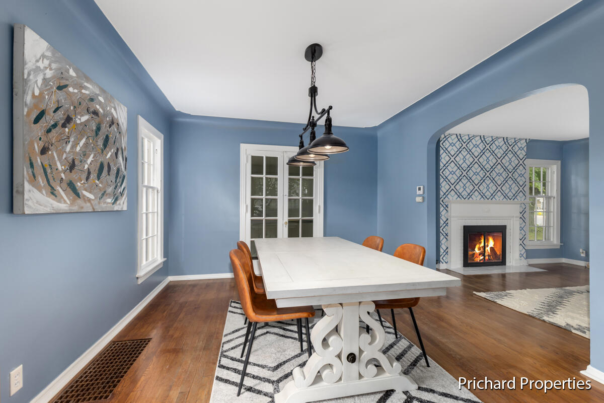 2634 Lake Michigan Drive NW