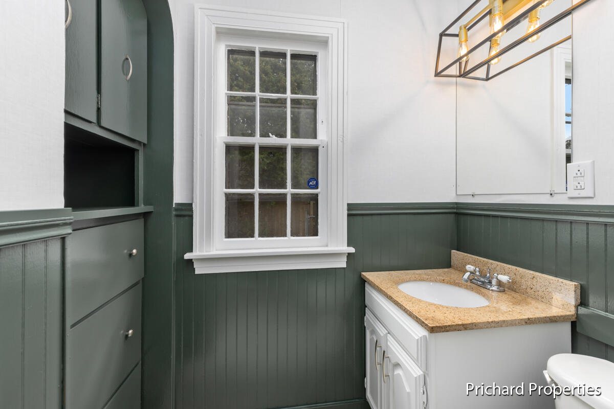 2634 Lake Michigan Drive NW