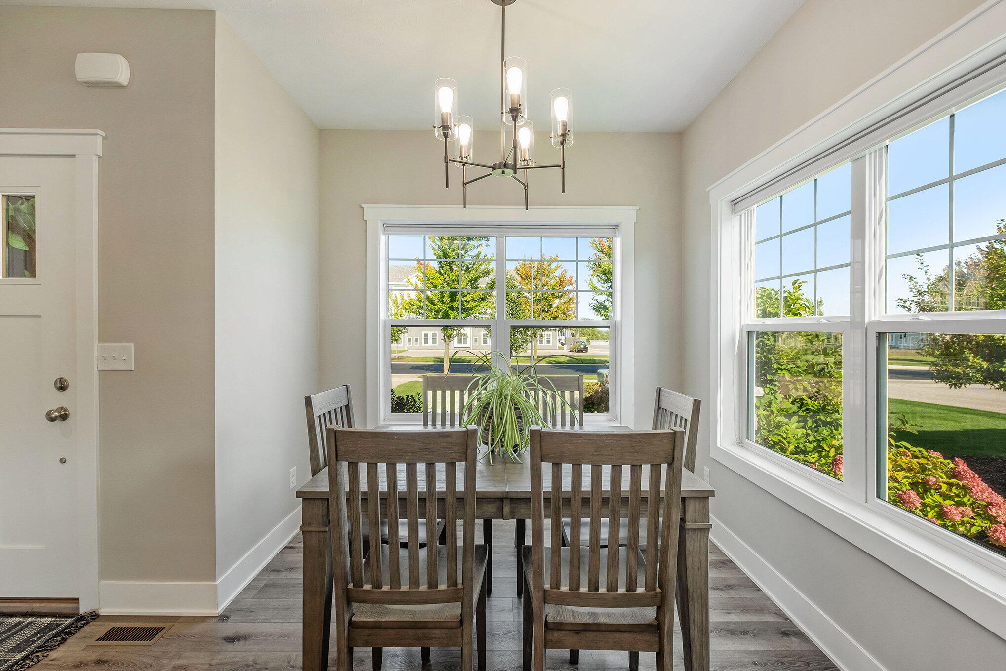 3494 Copper River Avenue SW, 5