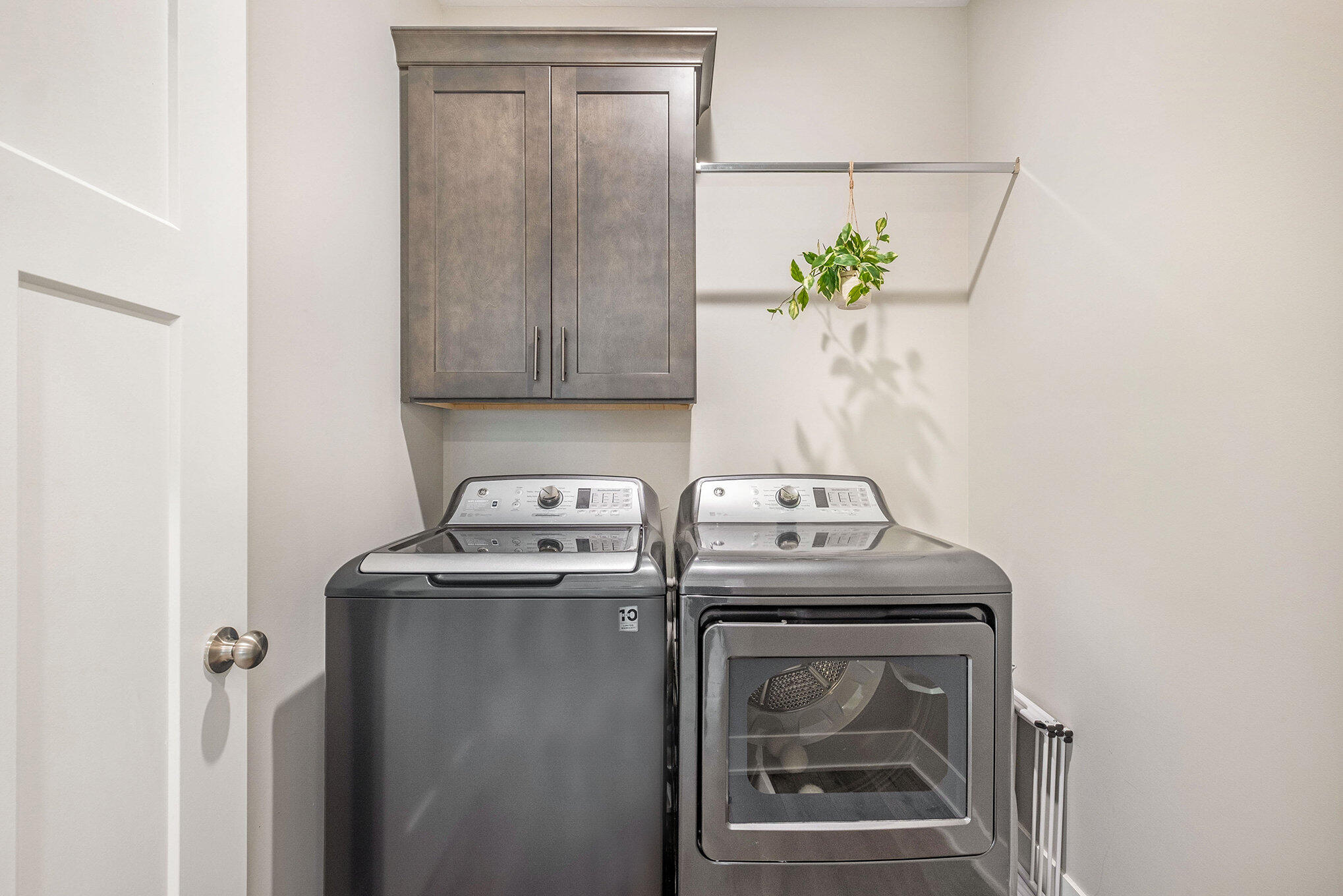 3494 Copper River Avenue SW, 5