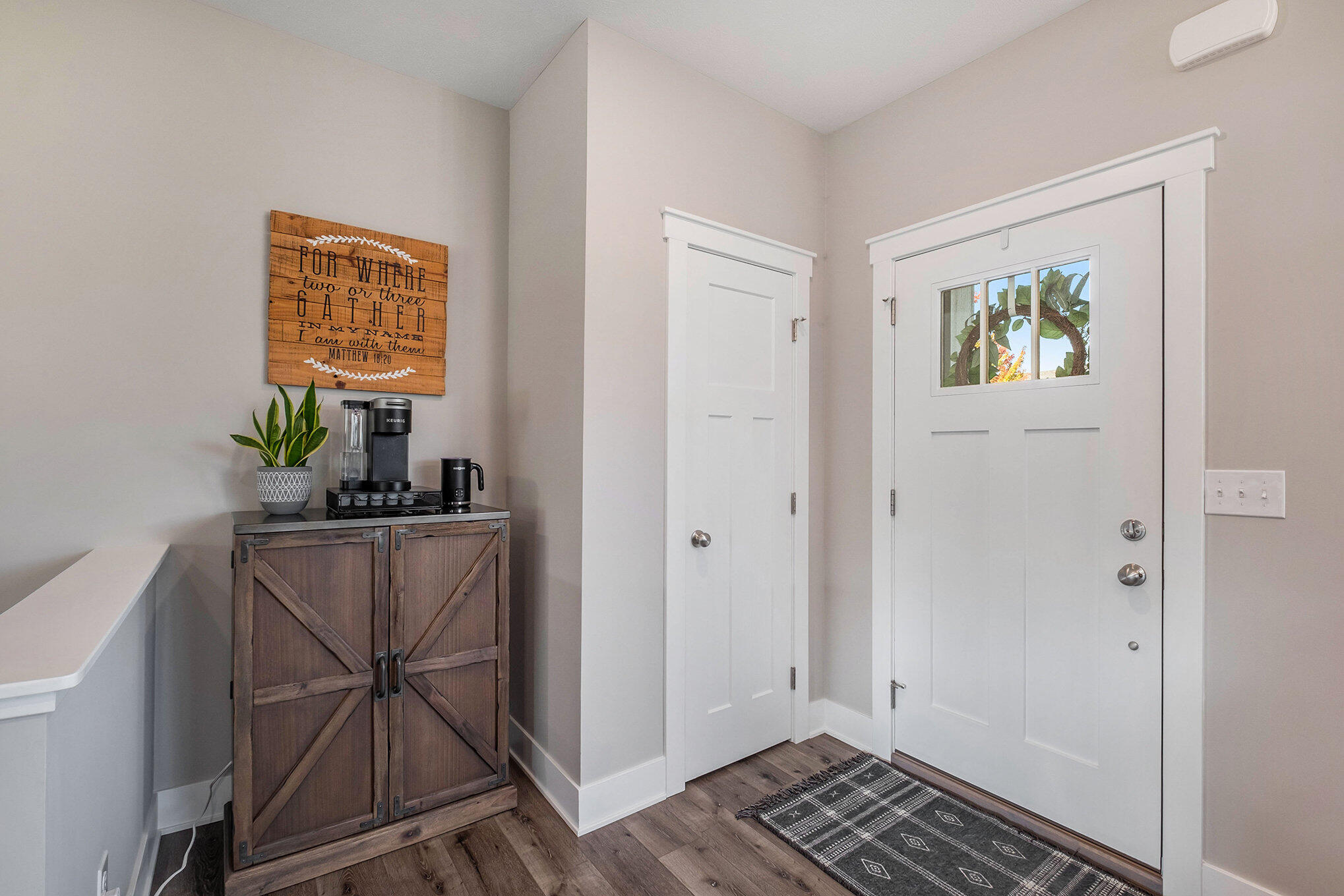 3494 Copper River Avenue SW, 5