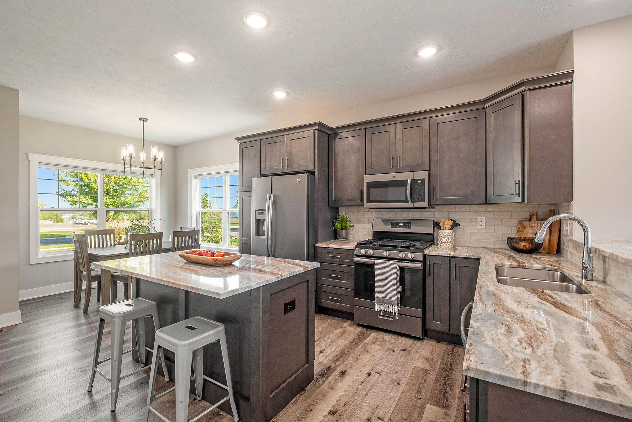 3494 Copper River Avenue SW, 5