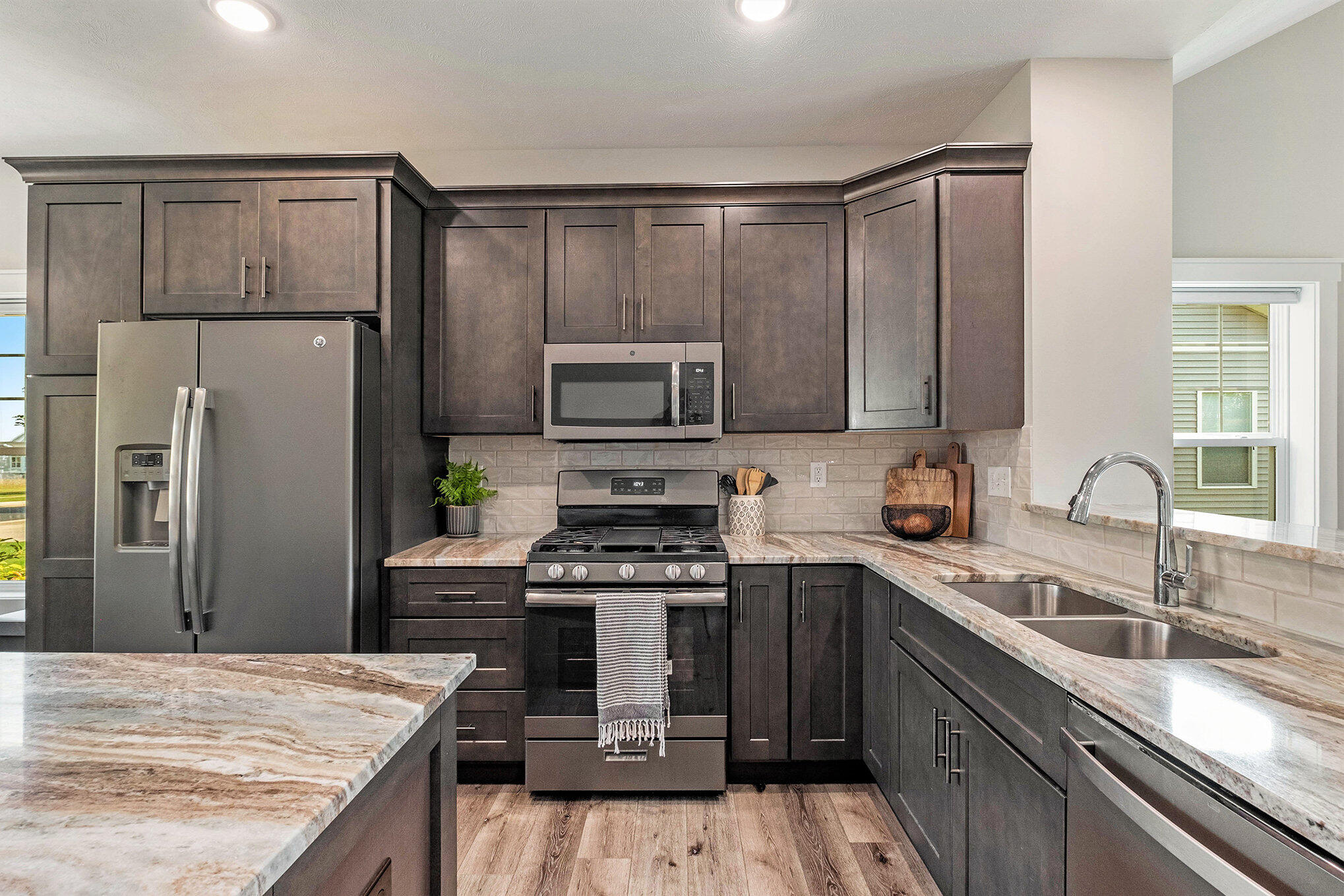 3494 Copper River Avenue SW, 5