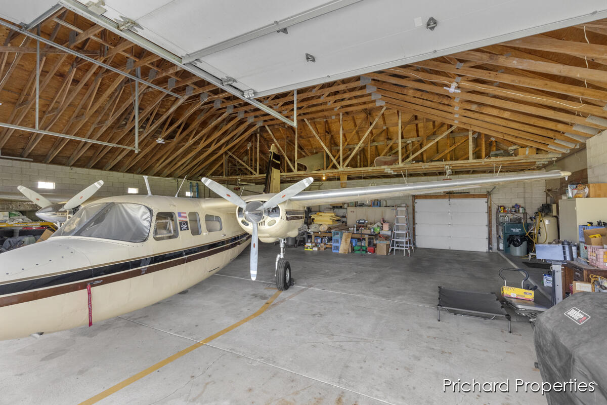 2574 Air Park Drive
