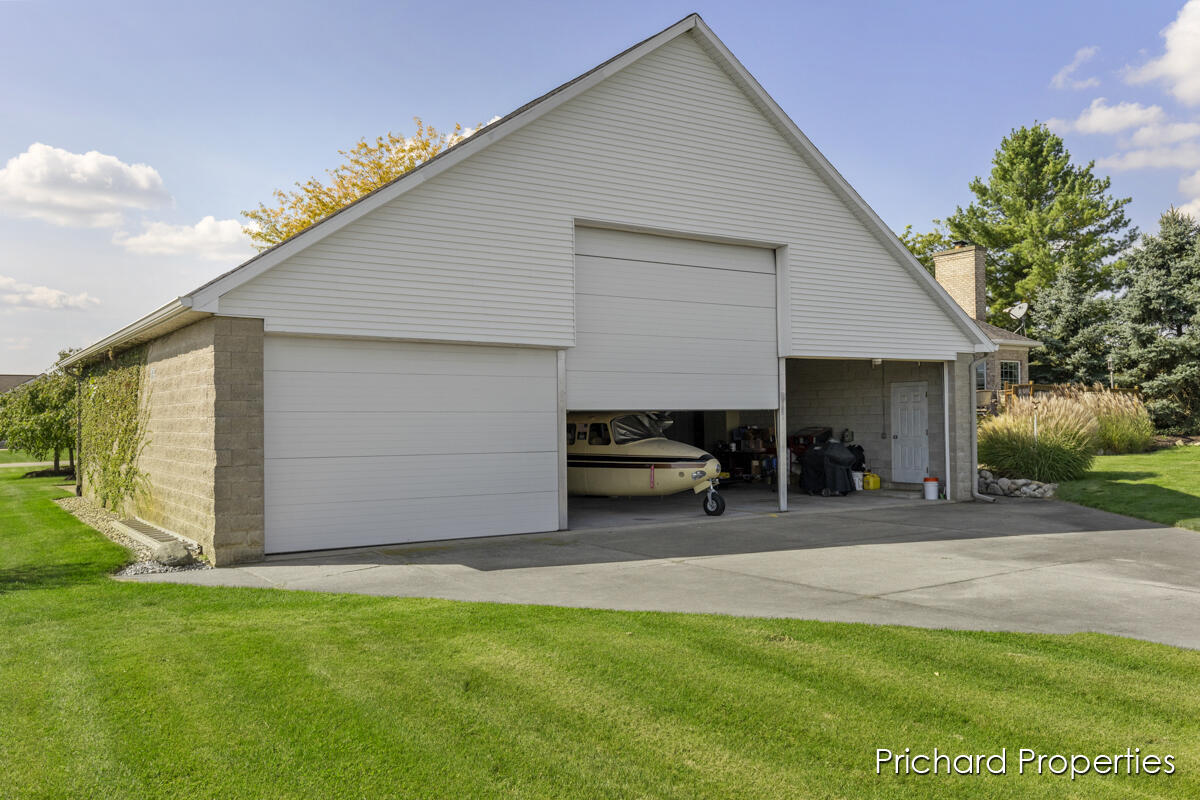 2574 Air Park Drive