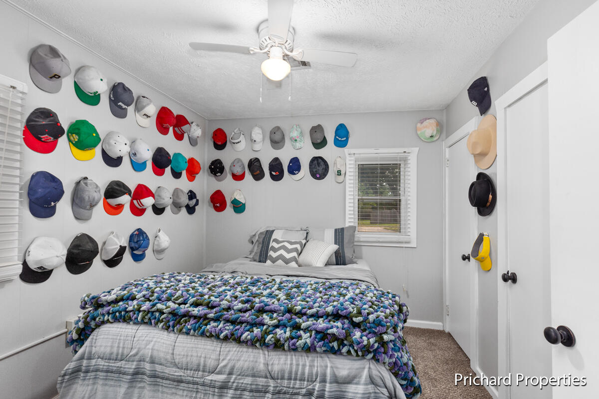 2405 Woodward Avenue SW