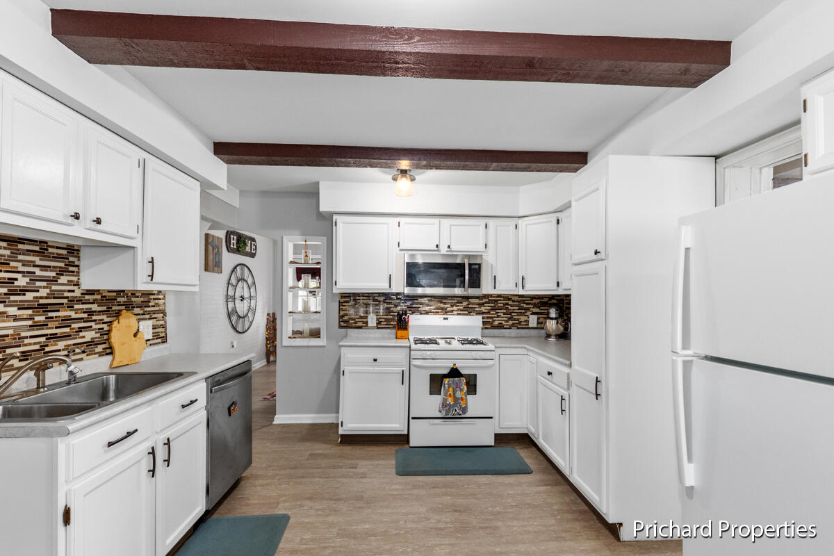 2405 Woodward Avenue SW