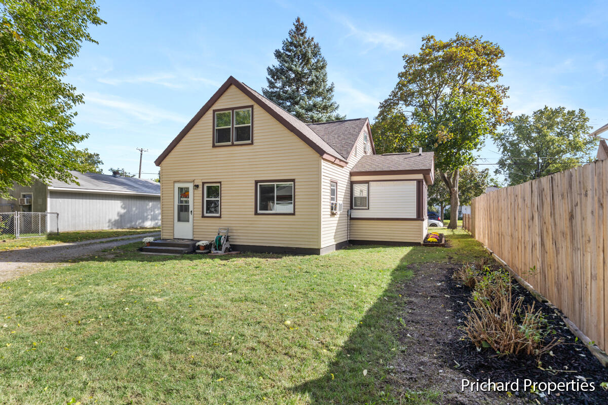 2405 Woodward Avenue SW