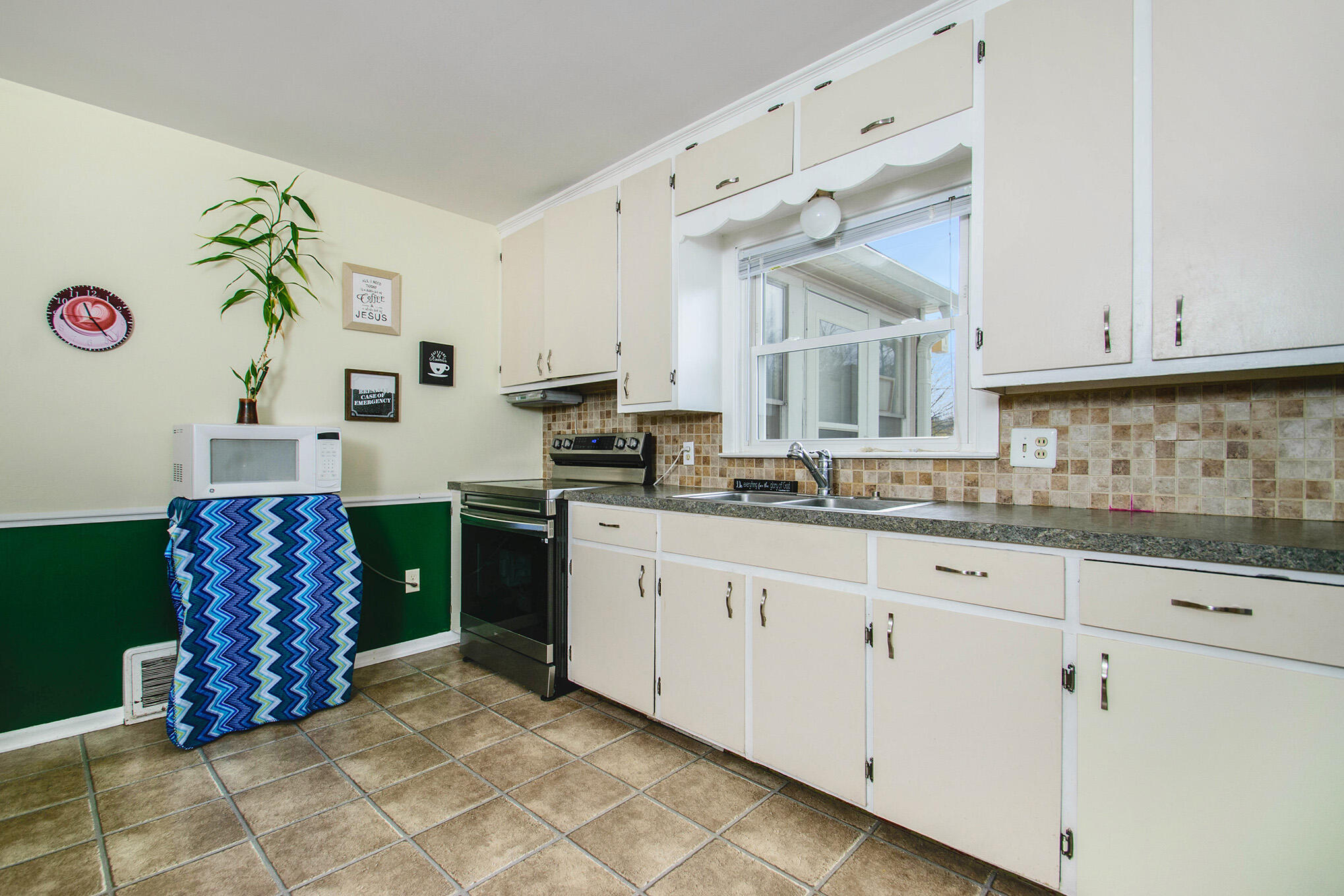 4005 Port Sheldon Street