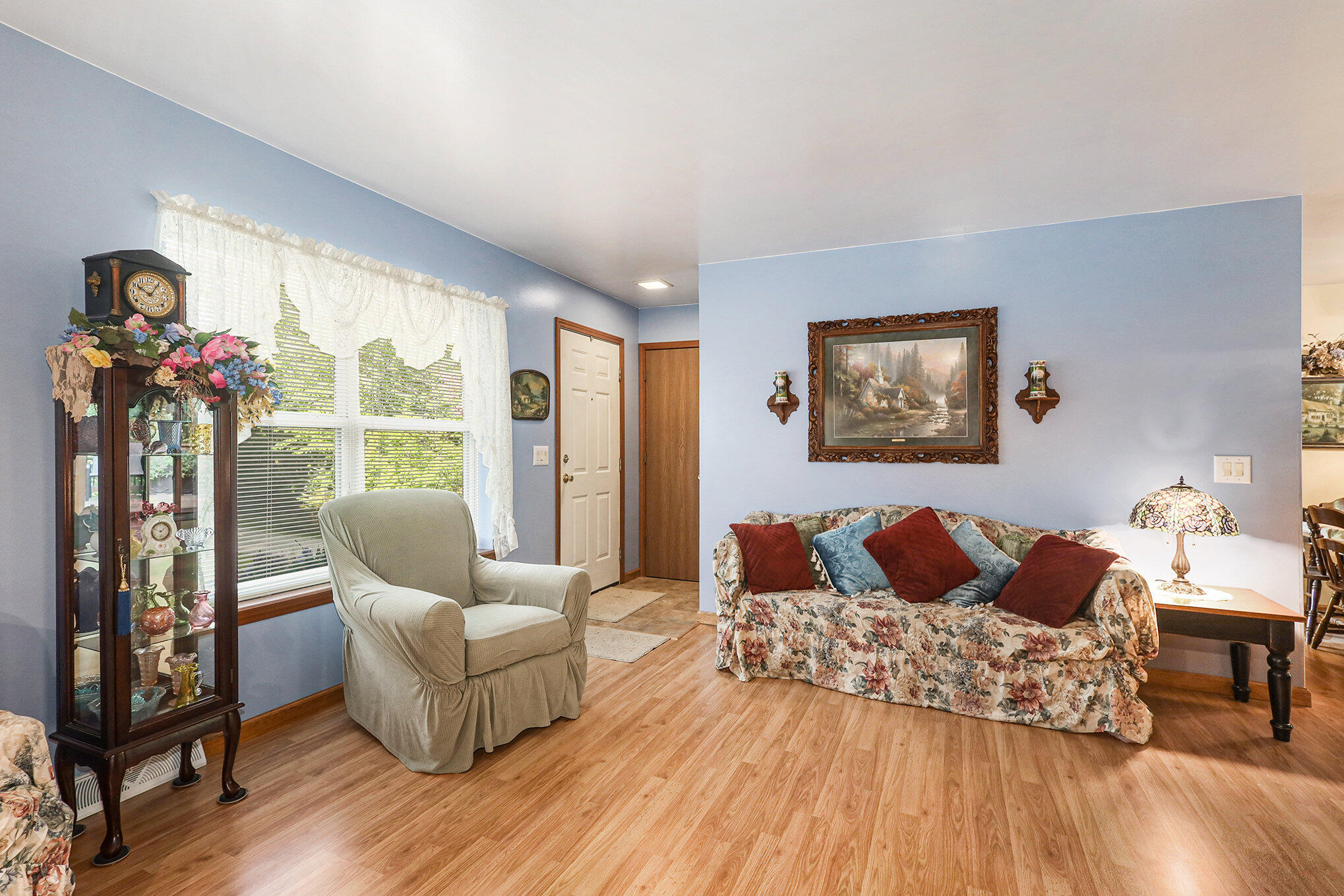 10050 Walander Street NE