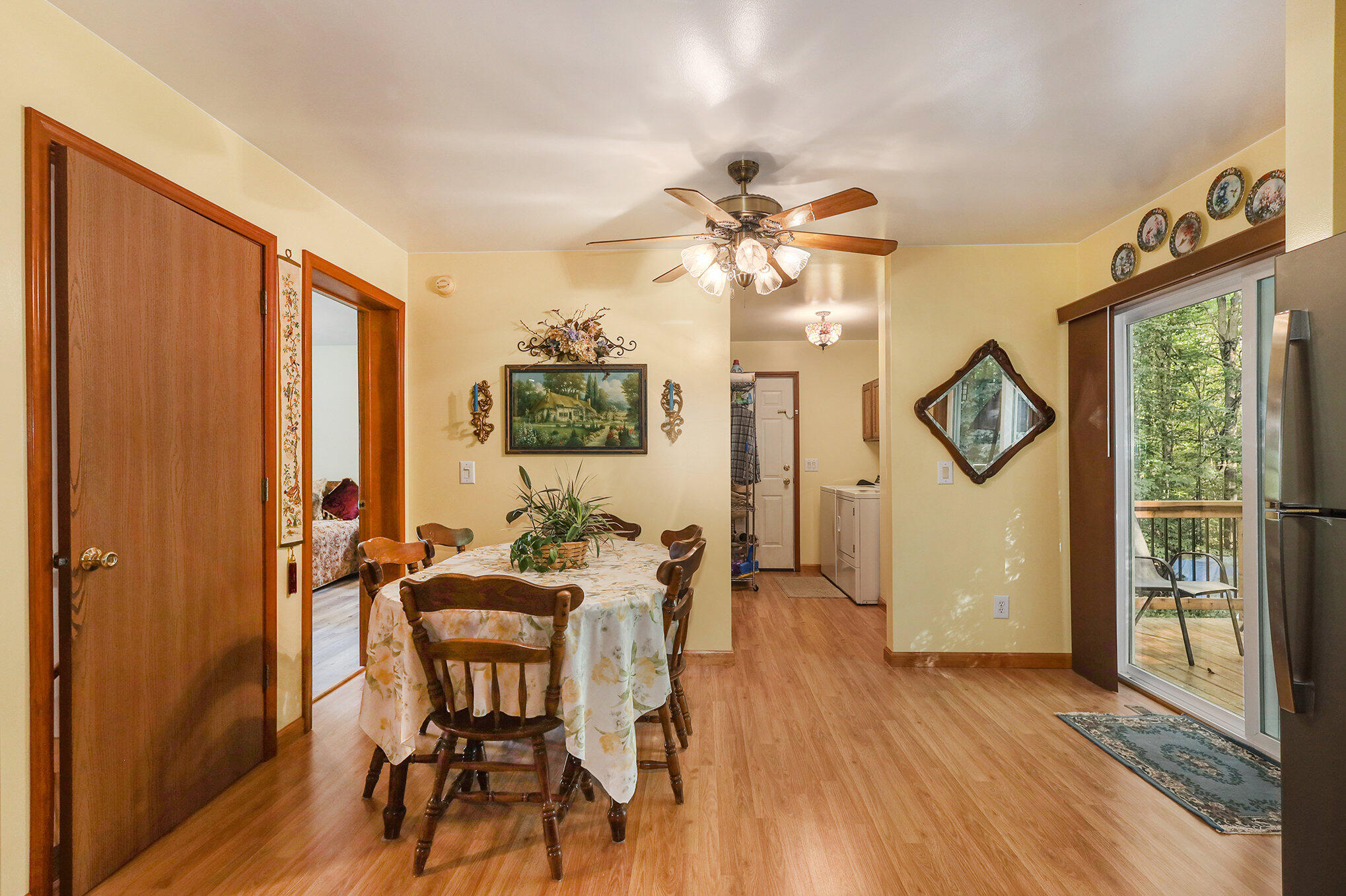 10050 Walander Street NE