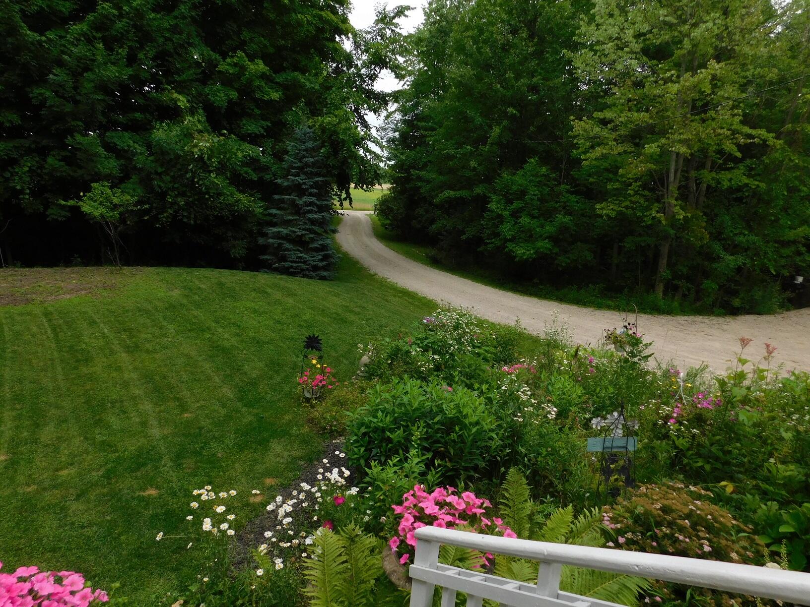 10050 Walander Street NE