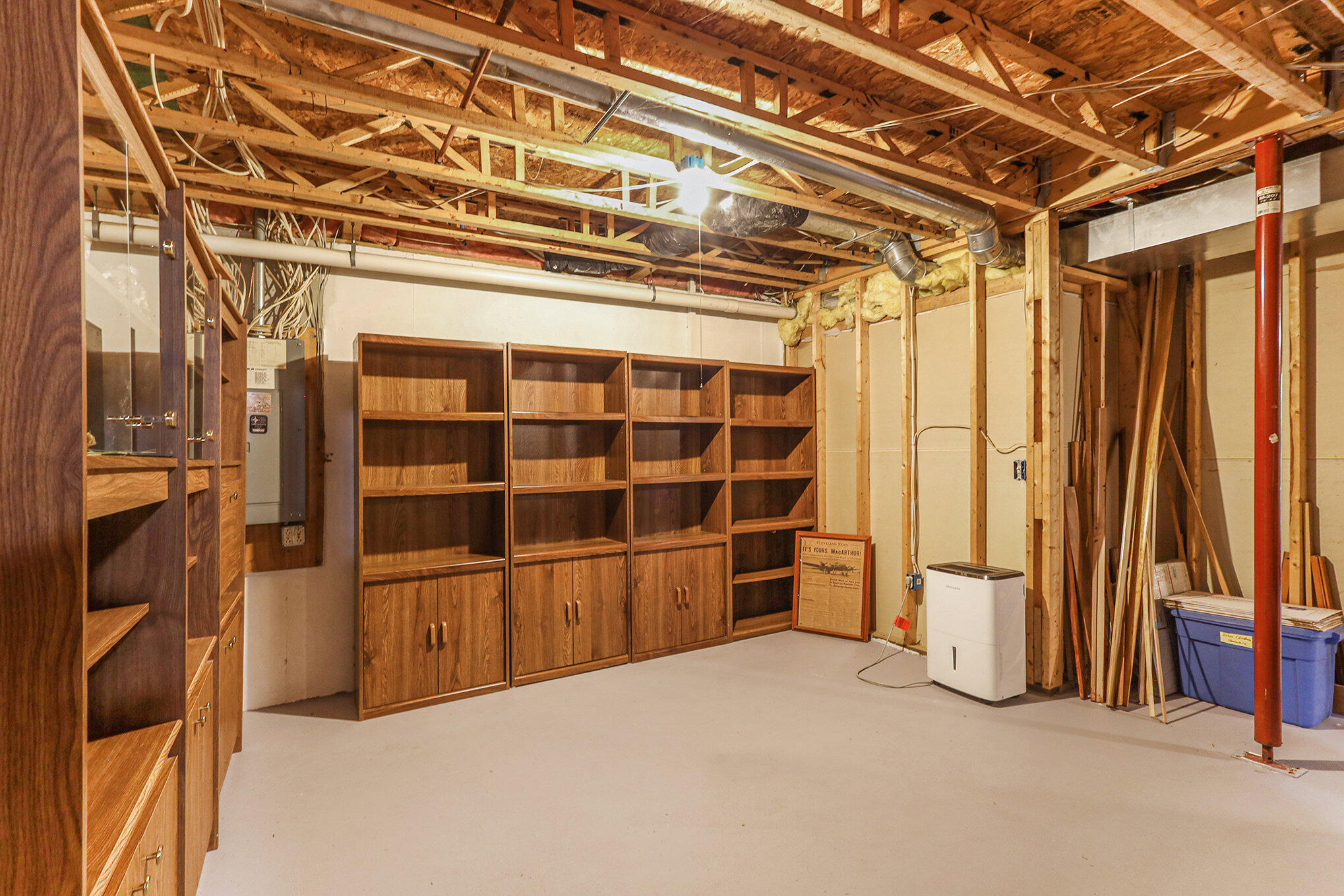 10050 Walander Street NE