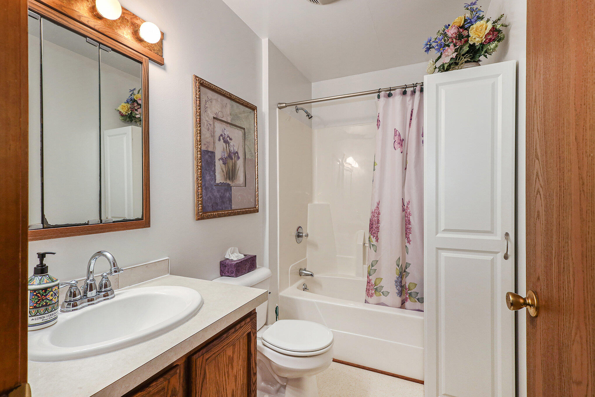 10050 Walander Street NE