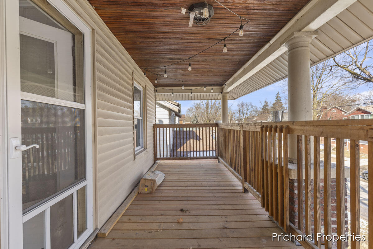 1539 Quarry Avenue NW