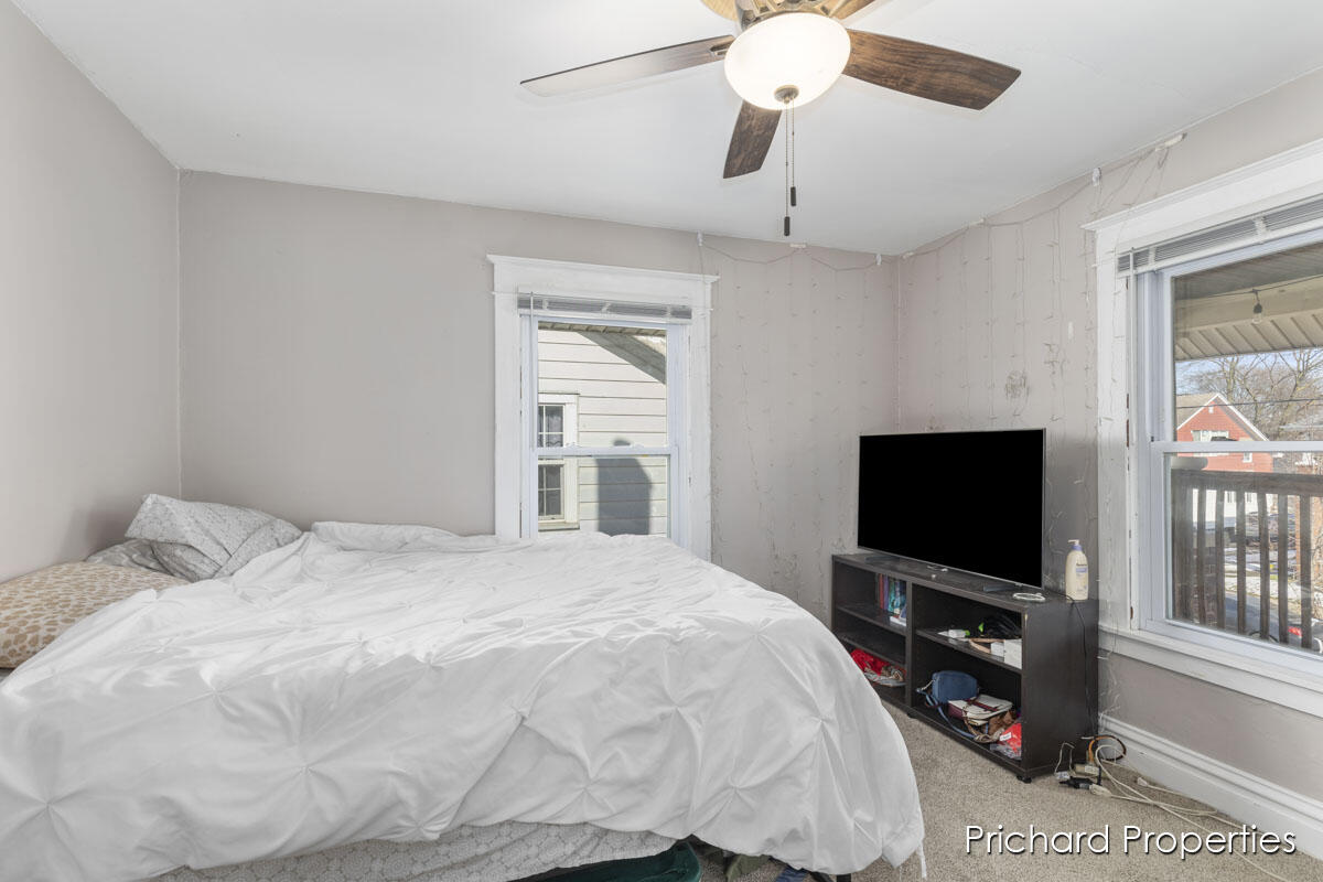 1539 Quarry Avenue NW