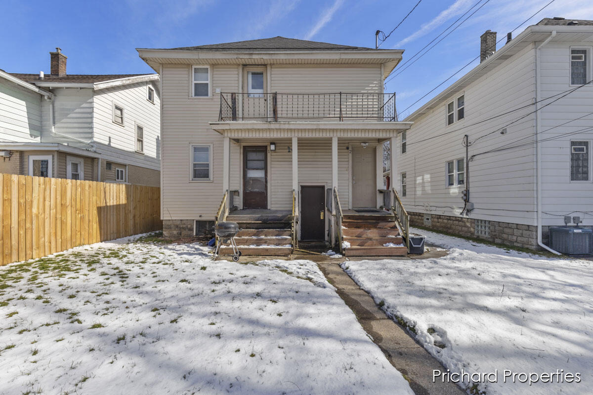 1539 Quarry Avenue NW