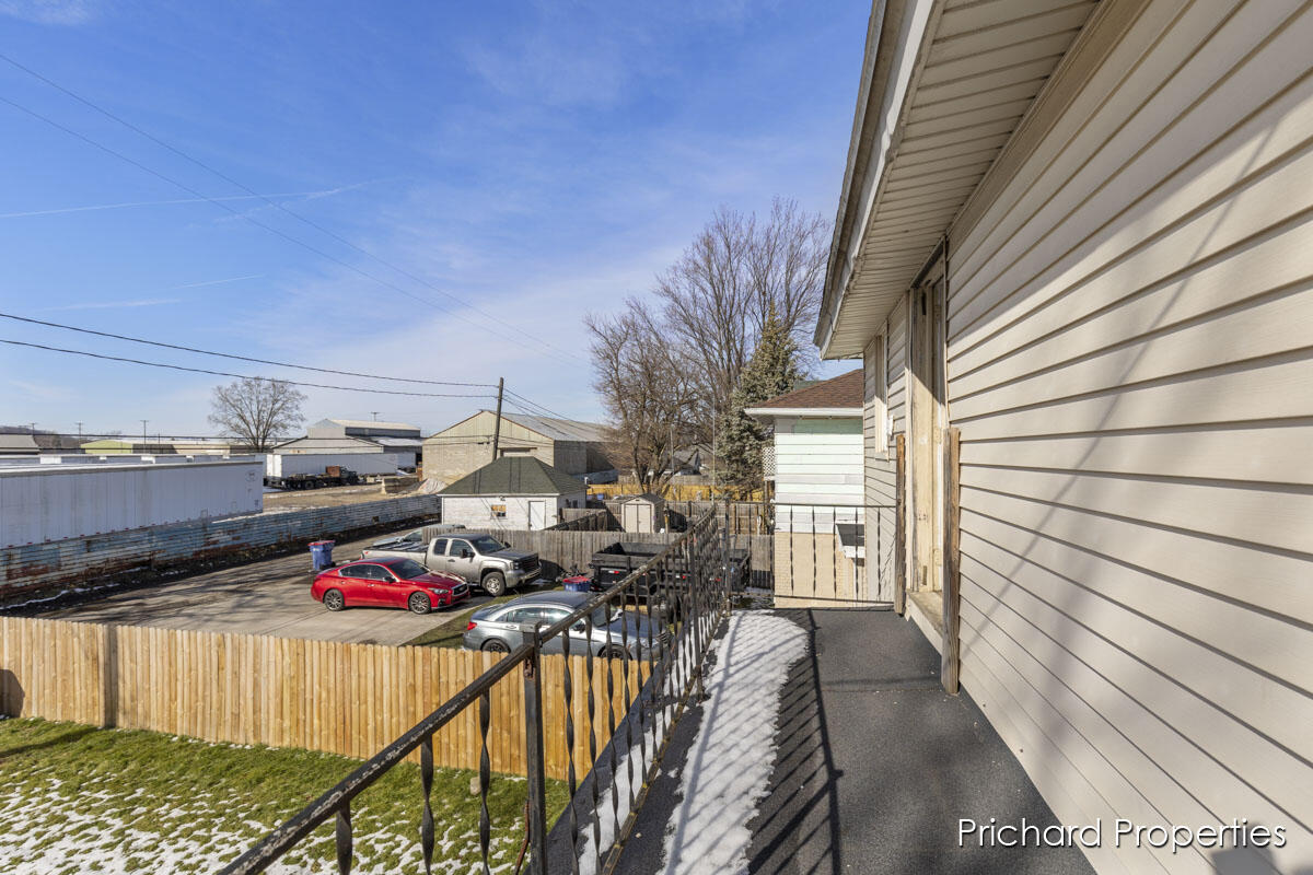 1539 Quarry Avenue NW