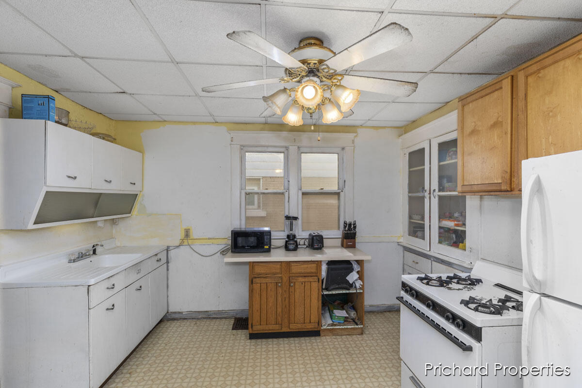 1539 Quarry Avenue NW