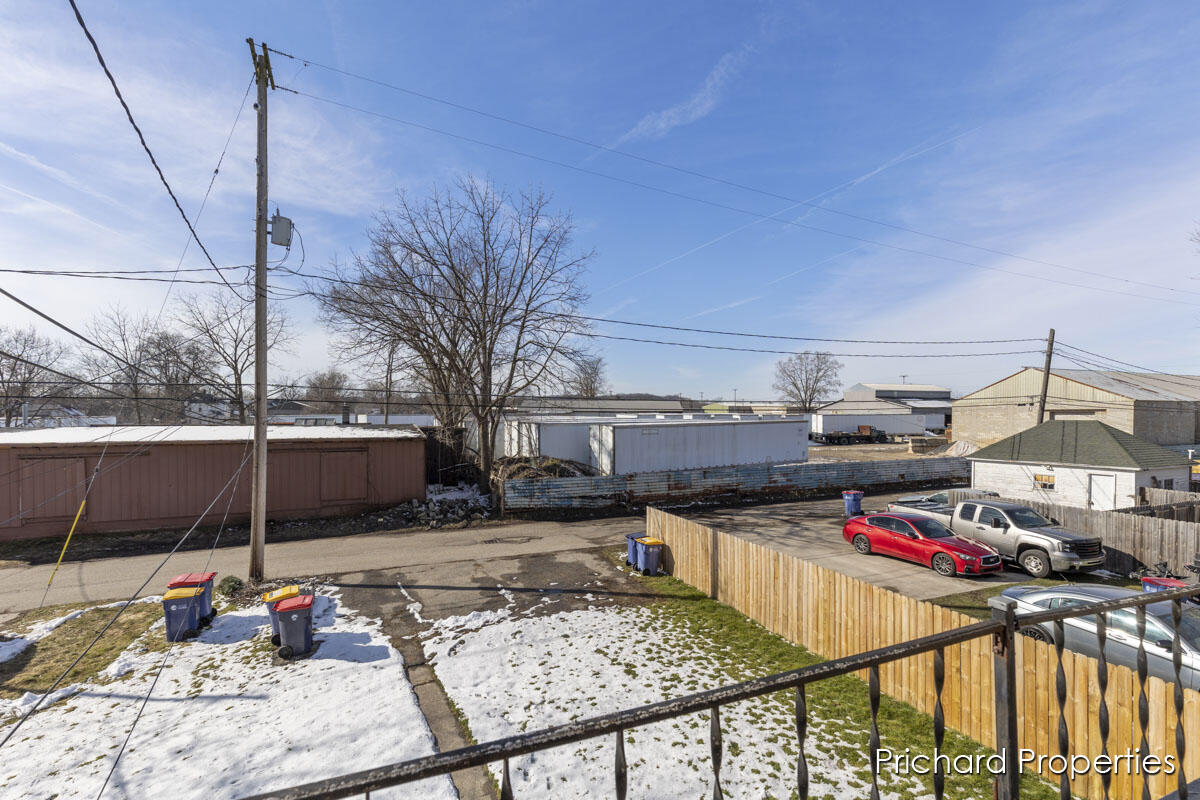 1539 Quarry Avenue NW