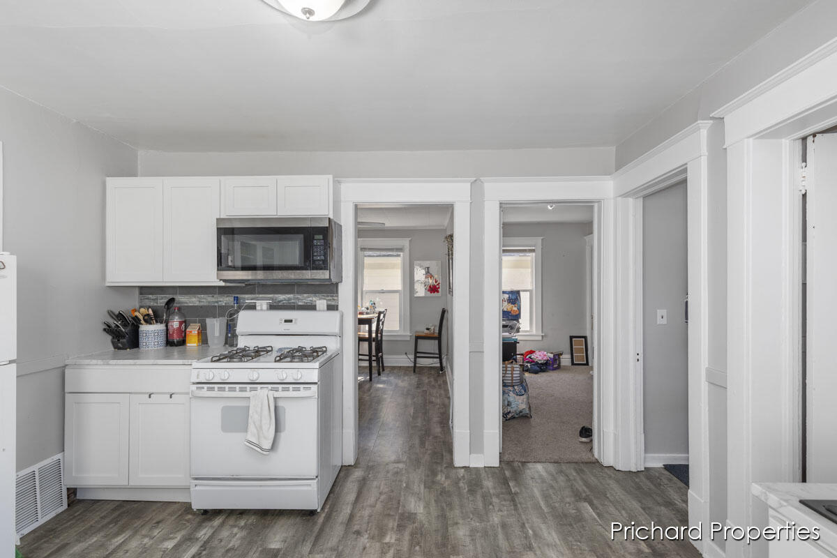 1539 Quarry Avenue NW