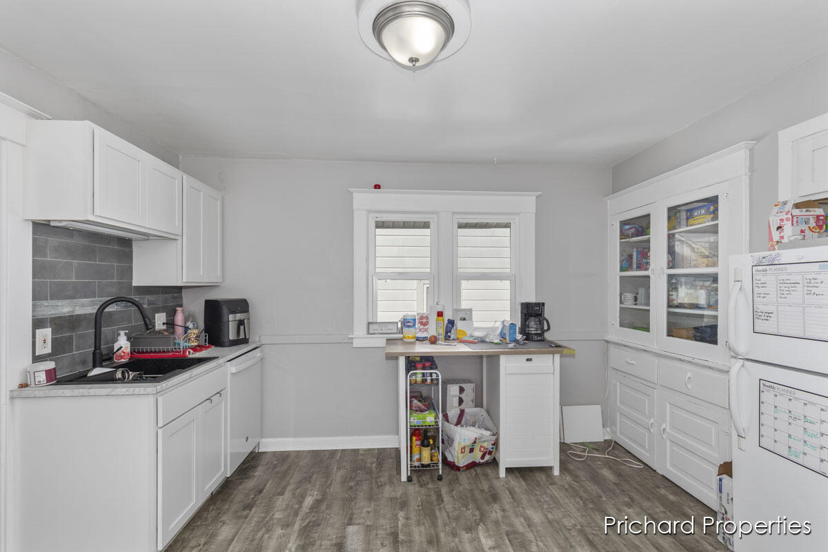 1539 Quarry Avenue NW