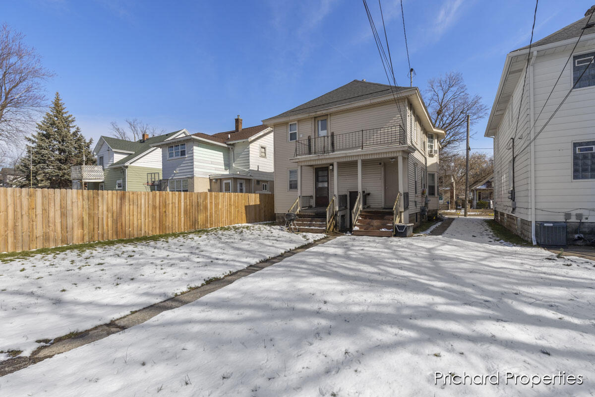 1539 Quarry Avenue NW