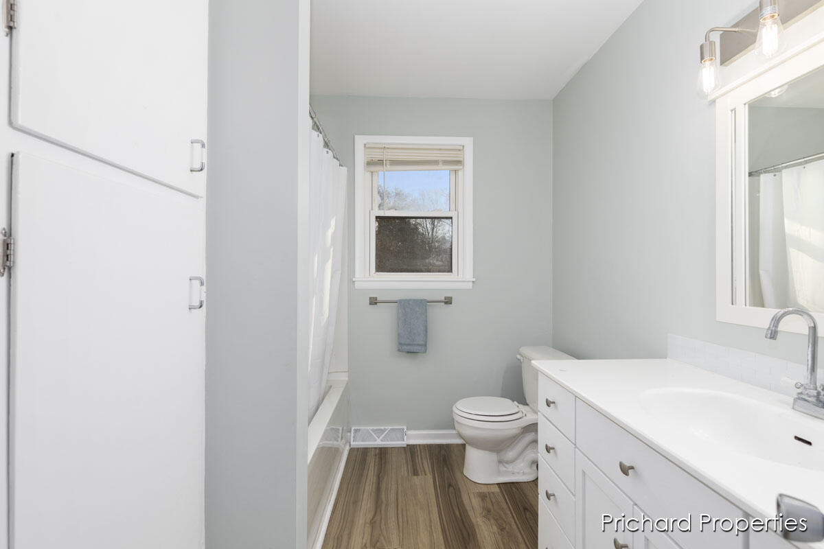 2864 Wallace Avenue SW