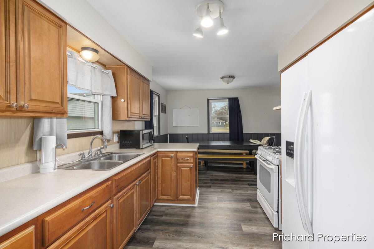 2864 Wallace Avenue SW