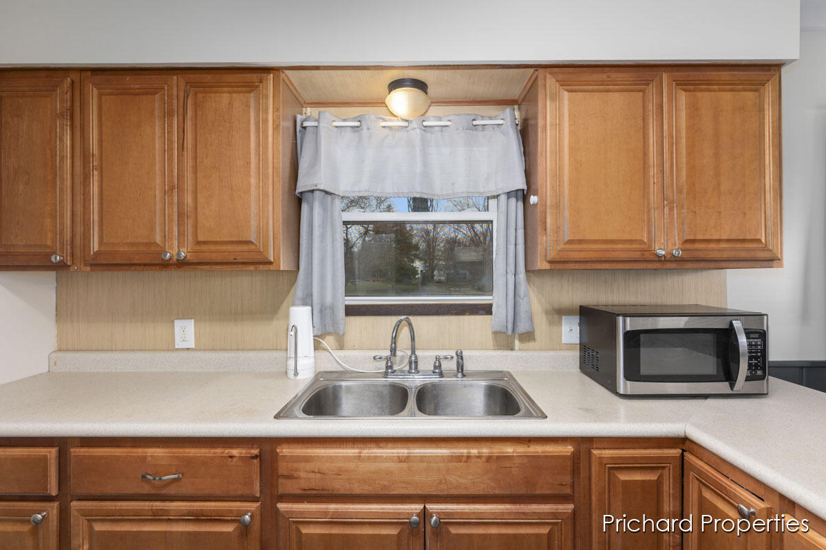 2864 Wallace Avenue SW