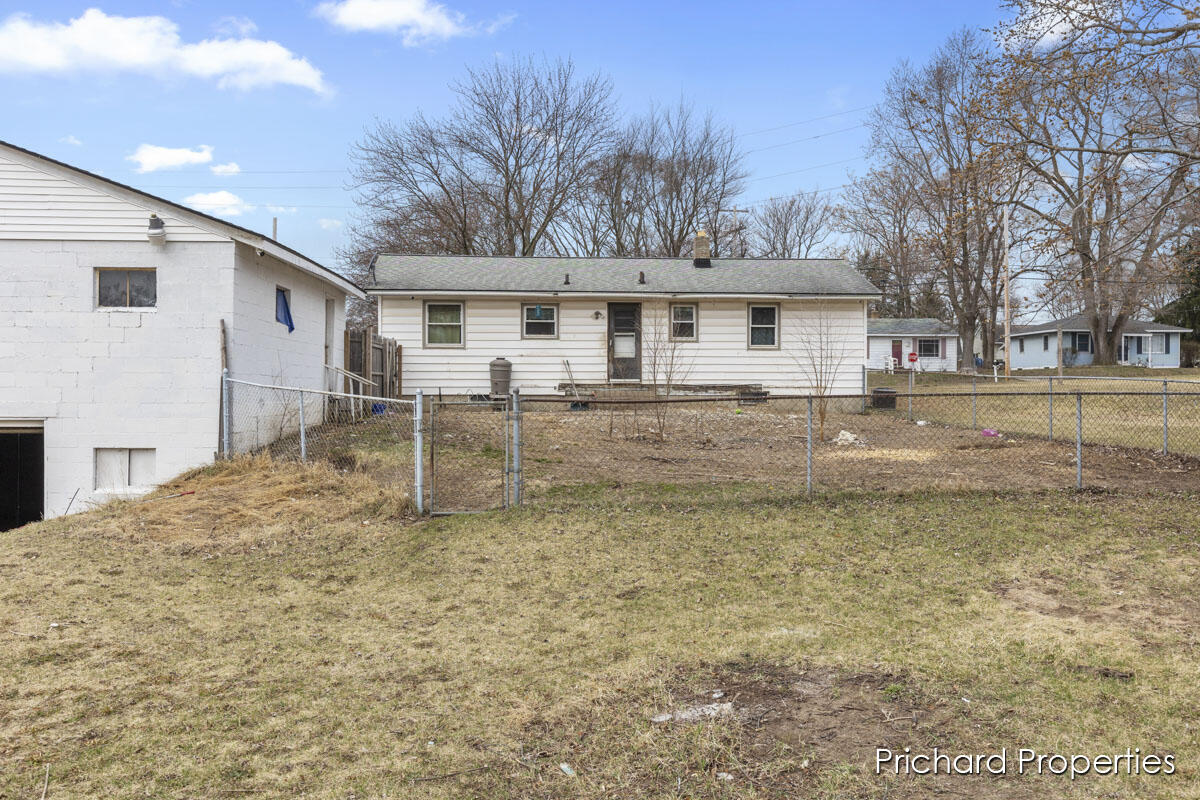 2864 Wallace Avenue SW