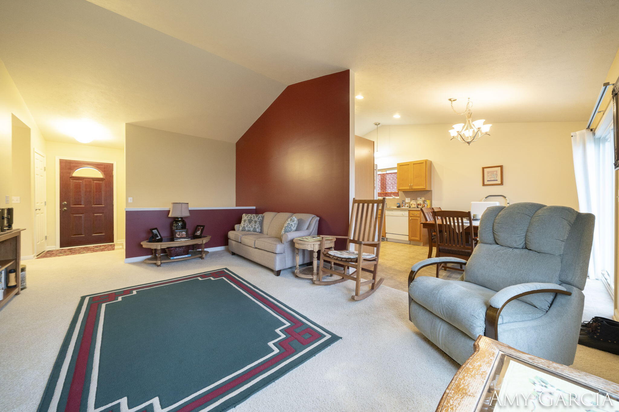 6881 Hartman Drive Drive SE