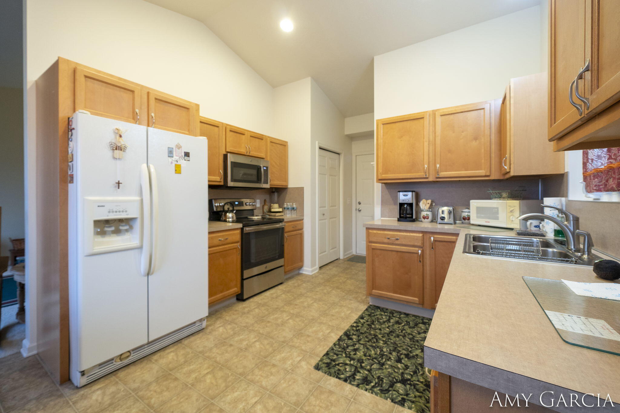 6881 Hartman Drive Drive SE